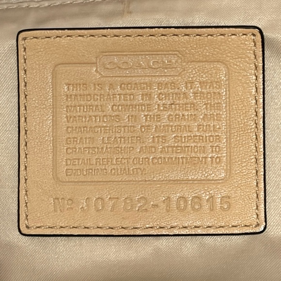 Coach Carly and British Tan Leather Shoulder Bag. 10615 - Picture 9 of 9